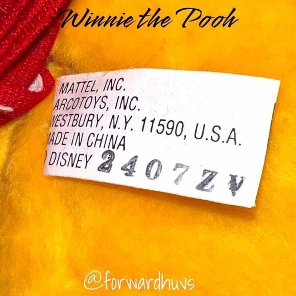 Vintage Mattel Winnie The Pooh Christmas Plush - 14" with Festive Attire - Picture 9 of 11